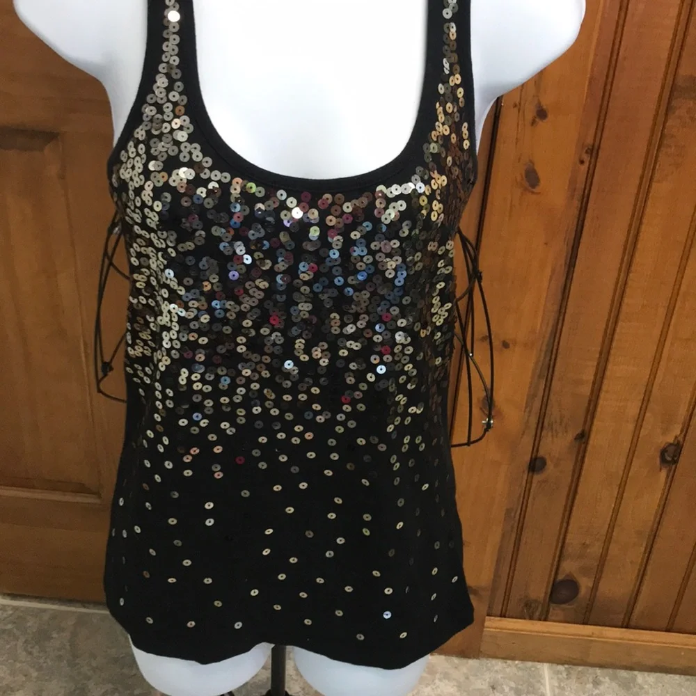 Charlotte Russe Tank Top - Picture 3 of 3